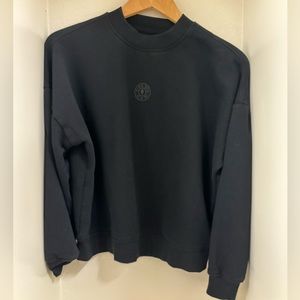 Golds gym pull over sweatshirt